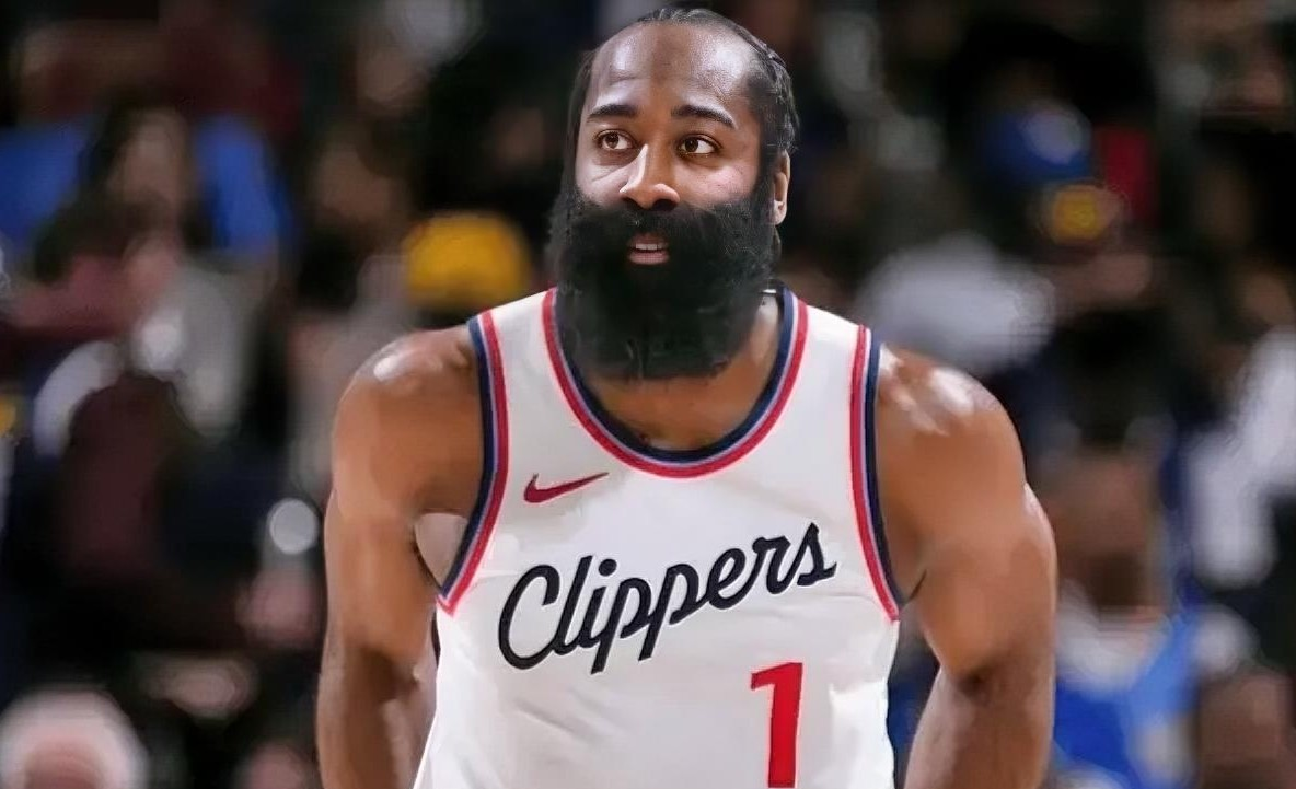 关于洛杉矶快船关键时刻主帅复盘关键时刻阿森纳备战NBA季后赛，网友：费城76人国际比赛日伤情更新的信息