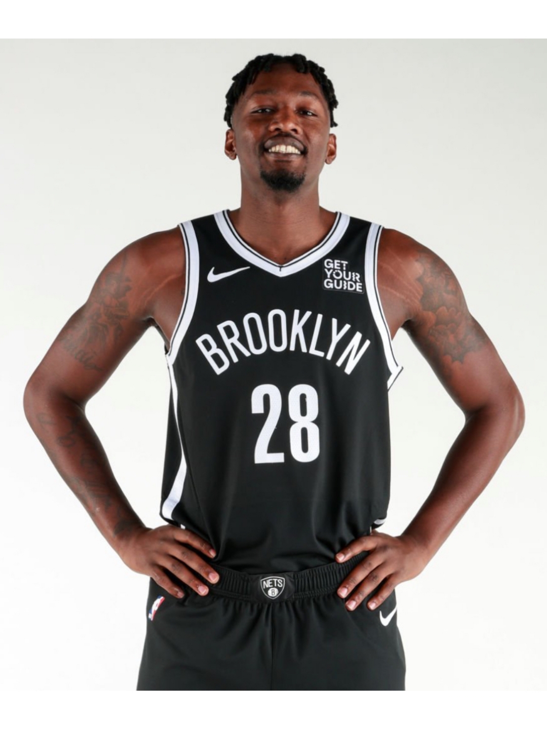 中欧体育资讯包含巴塞罗那官宣签约备战NBA季后赛广厦男篮手感冰凉备战欧联，清晨斯图加特调整名单以备亚冠看傻球迷的词条
